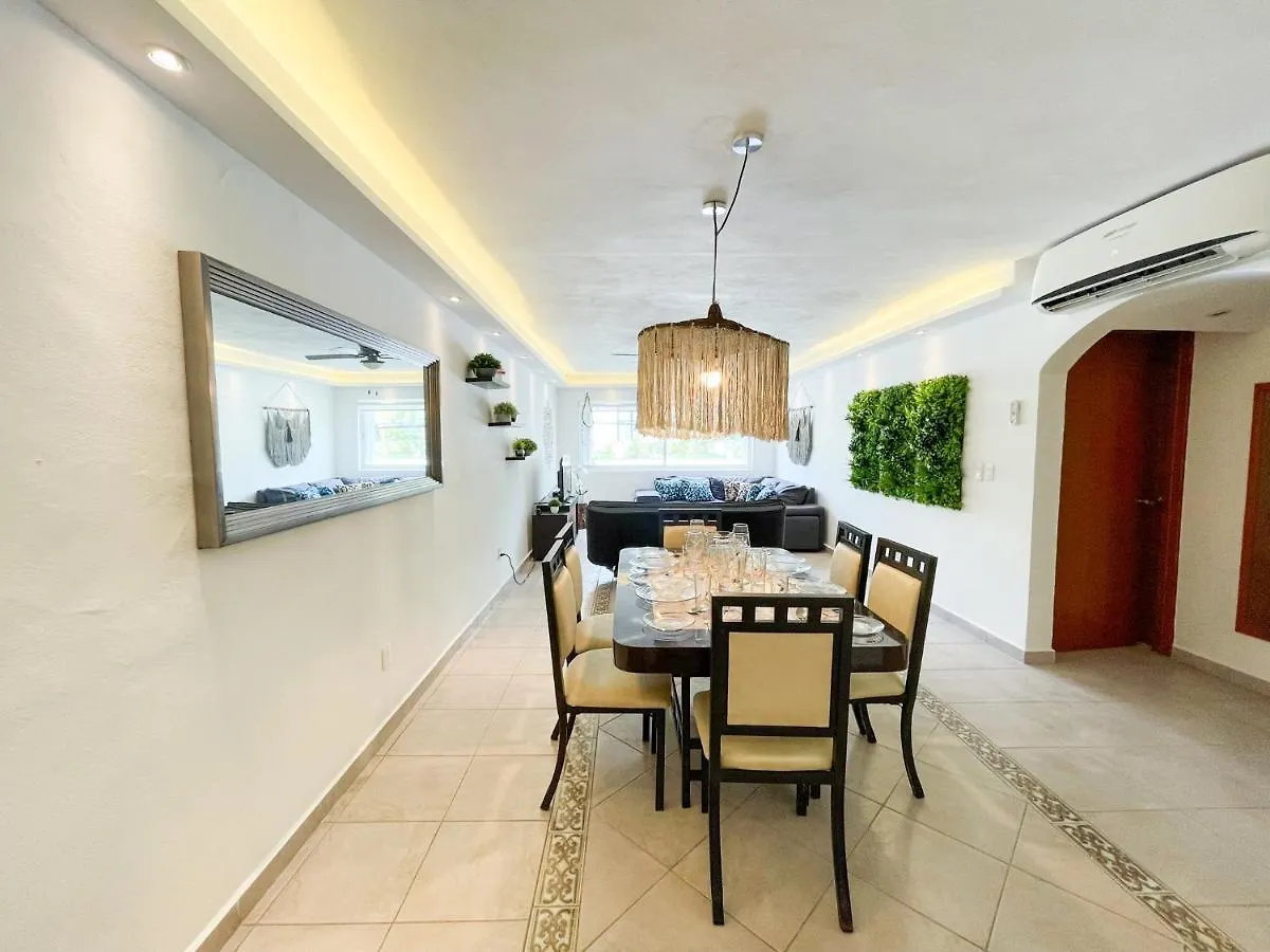 Simply Comfort Bright & Spacious 2Br 2Ba In Centro Pdc Playa del Carmen 0*,  Mexico